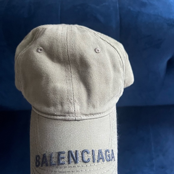 Balenciaga Cap in Taupe/Blue - Picture 3 of 5